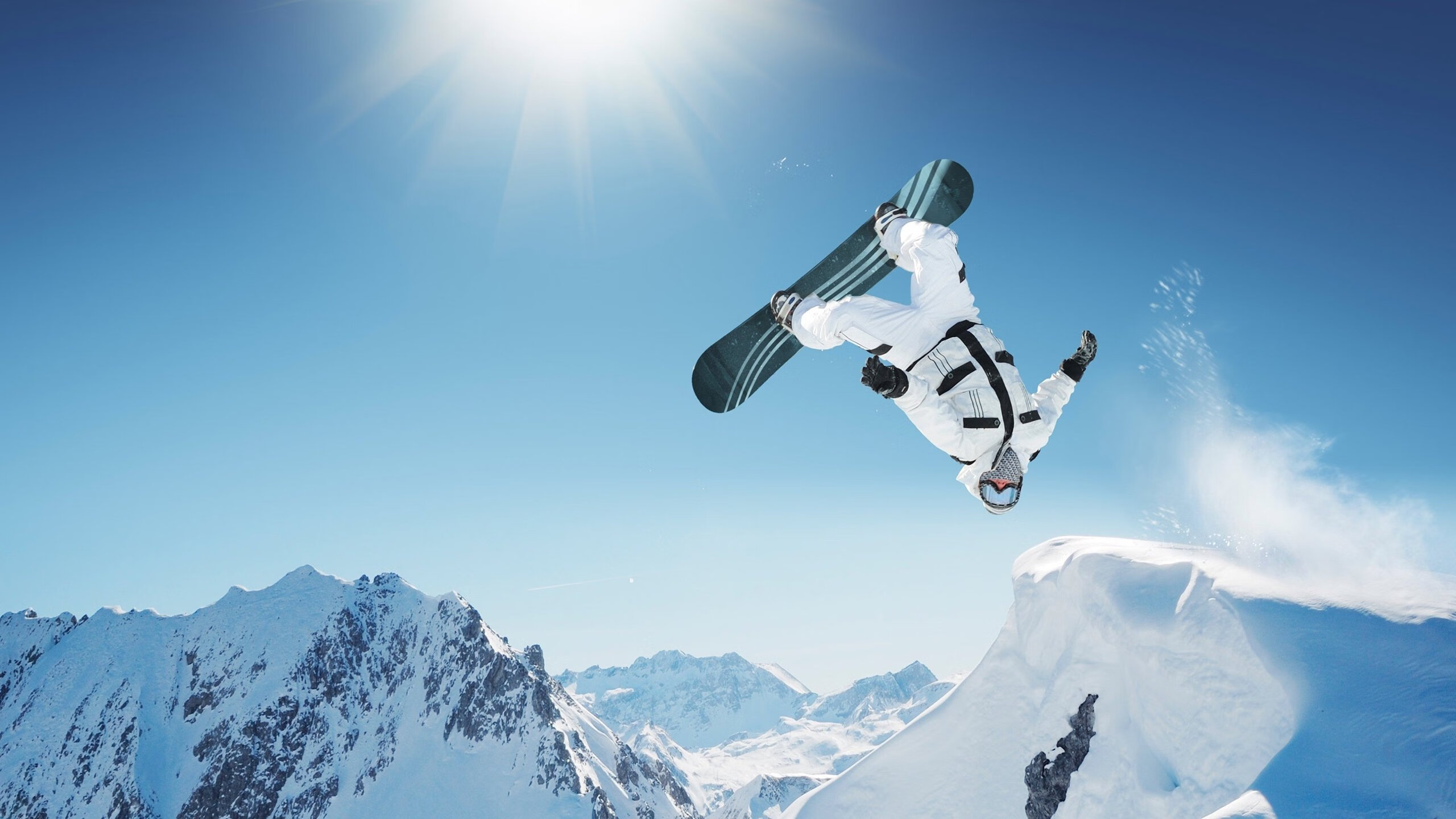 _漂浮水上运动节：水面之上的运动奇迹_，水上漂浮物有哪些物品