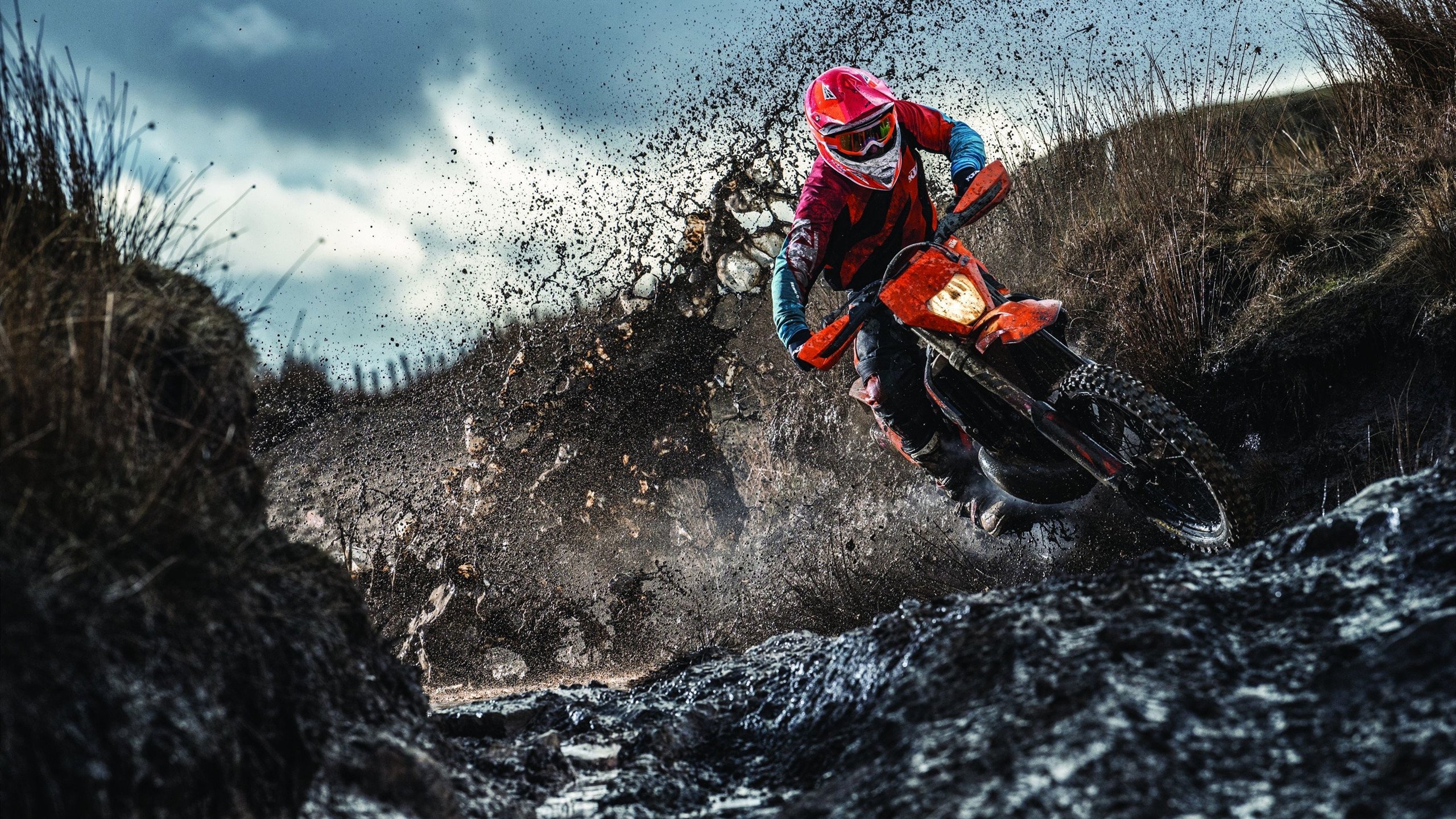 _漂浮水上运动节：水面之上的运动奇迹_，水上漂浮物有哪些物品